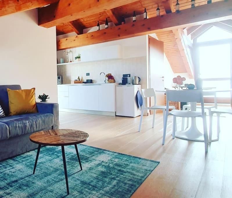 Charming 2.5Room Flat In Center Of Monforte dʼAlba מראה חיצוני תמונה