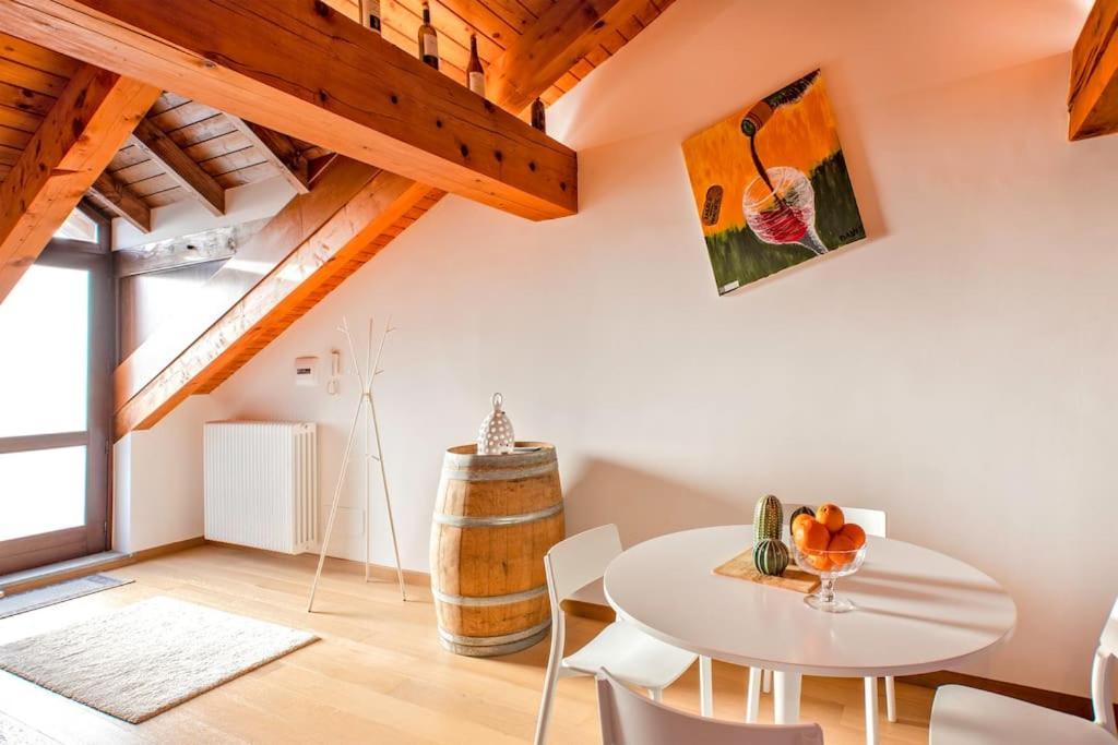 Charming 2.5Room Flat In Center Of Monforte dʼAlba מראה חיצוני תמונה