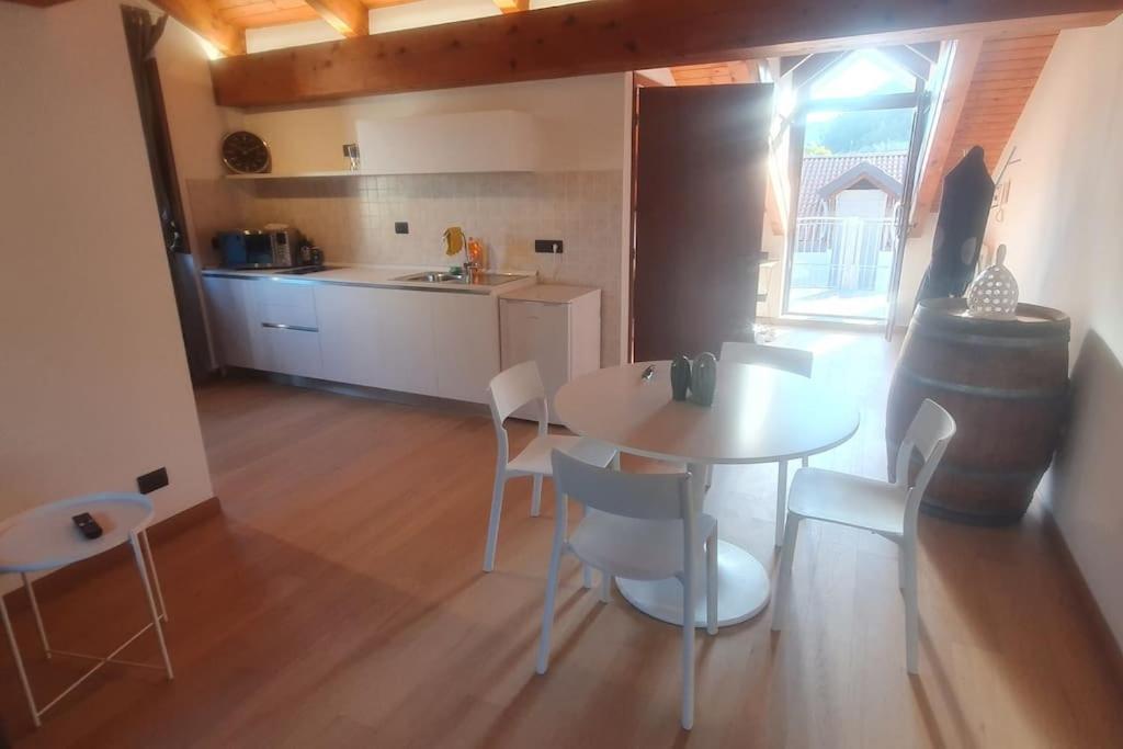 Charming 2.5Room Flat In Center Of Monforte dʼAlba מראה חיצוני תמונה