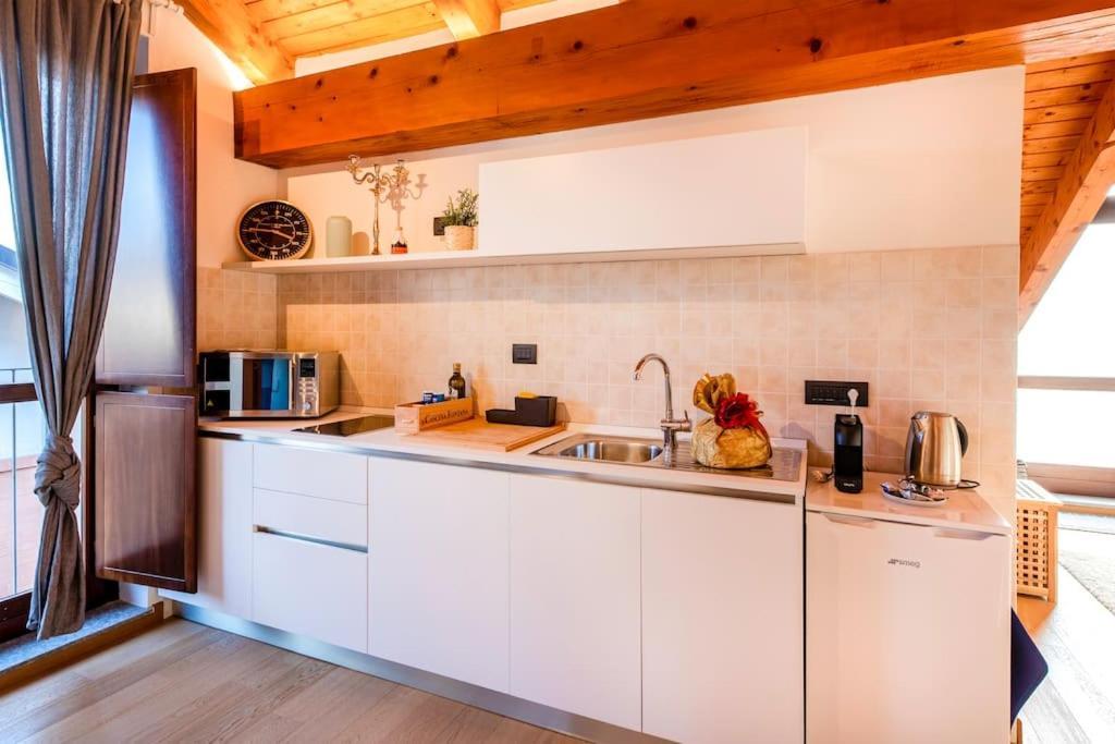 Charming 2.5Room Flat In Center Of Monforte dʼAlba מראה חיצוני תמונה