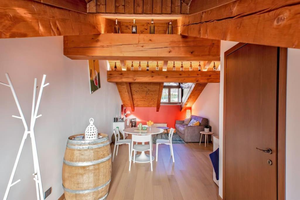 Charming 2.5Room Flat In Center Of Monforte dʼAlba מראה חיצוני תמונה
